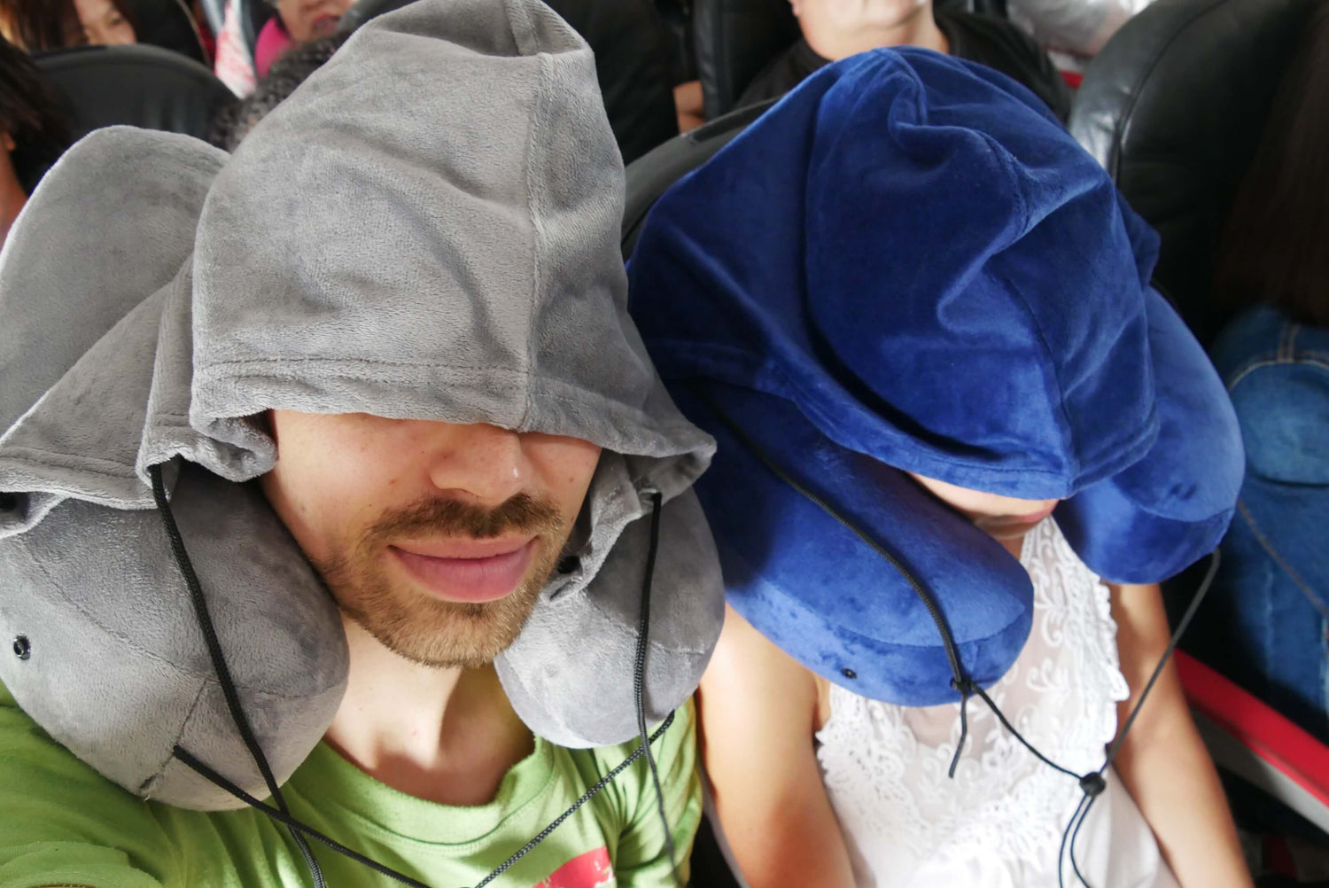 FLOWZOOM - Your travel pillow expert